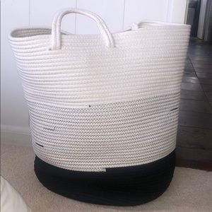 Laundry basket